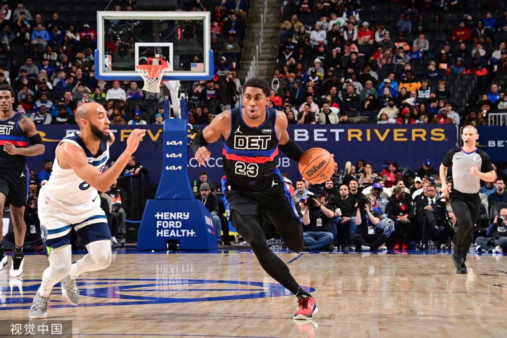 靠球员与教 靠球员与教